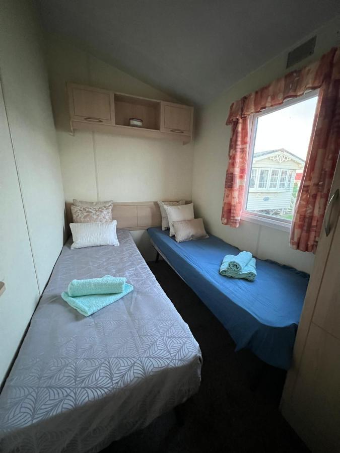 Campingplatz Sunnymede Park 6 Berth At Fantasy Island Minimum 3 Days