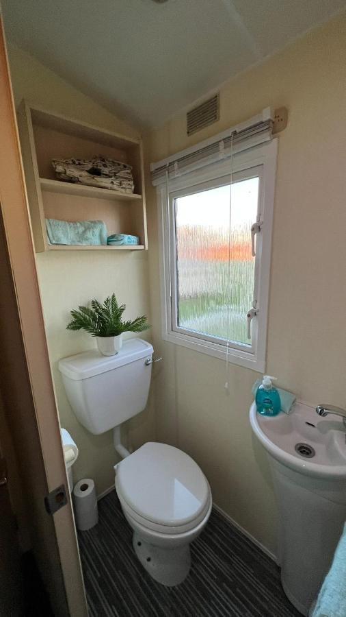 Sunnymede Park 6 Berth At Fantasy Island Minimum 3 Days